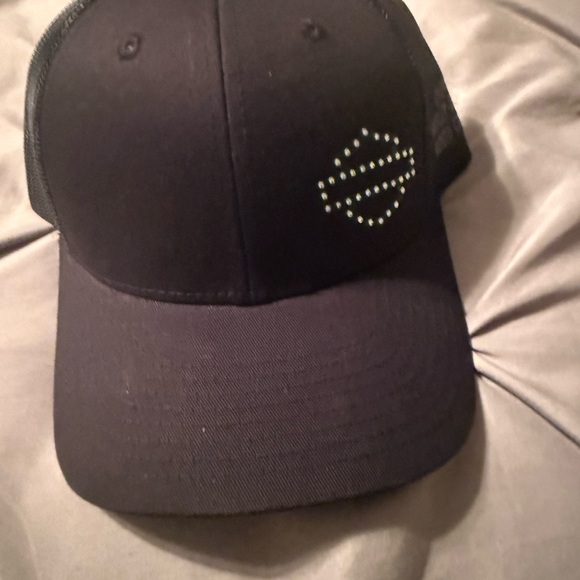 Harley-Davidson Accessories - Harley-Davidson Black and Red Logo Tag